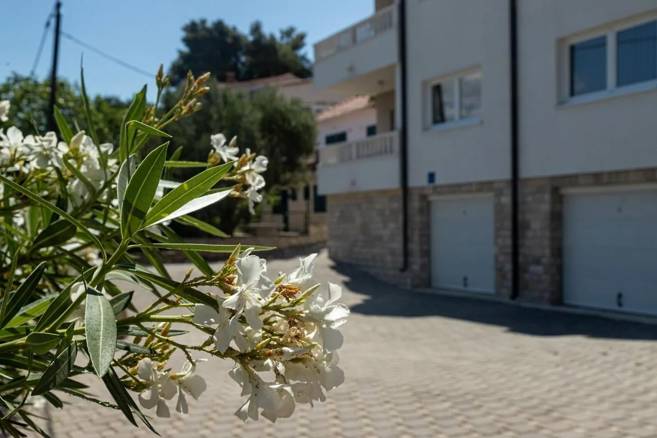 Apartments Janja Trogir