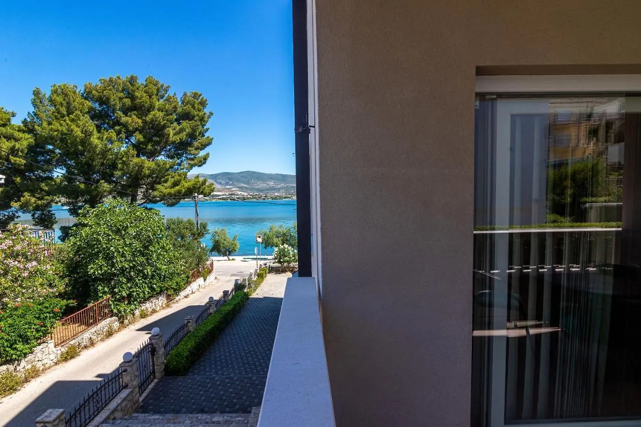 Apartments Janja Trogir
