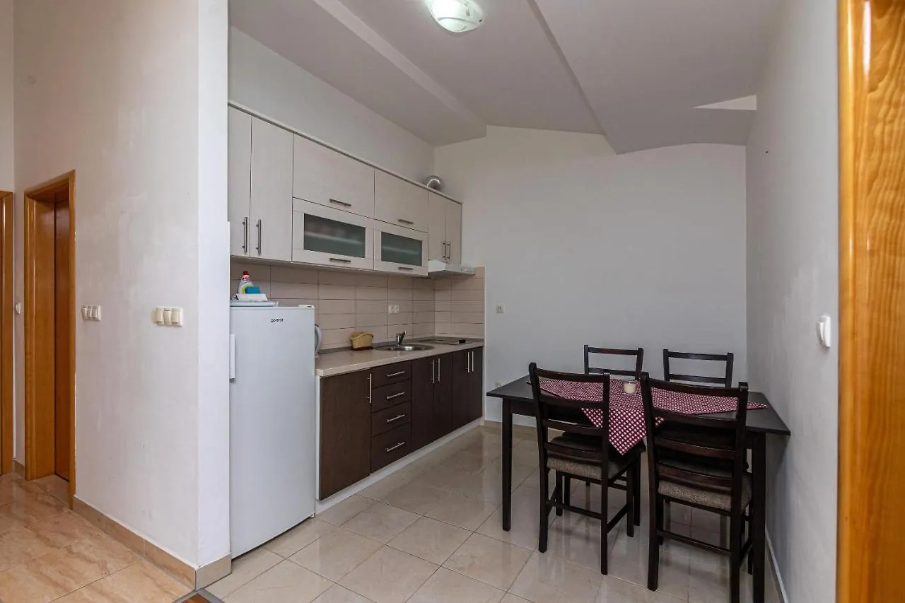 Apartments Janja Trogir
