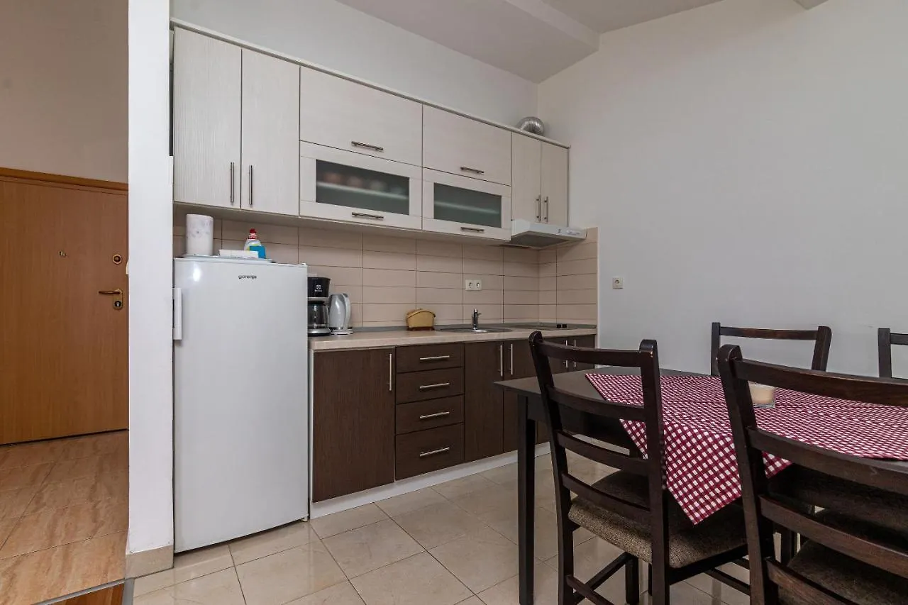 Apartments Janja Trogir