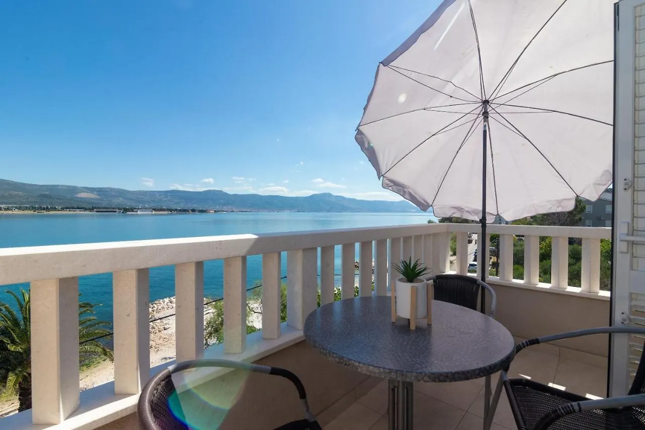 Apartments Janja Trogir